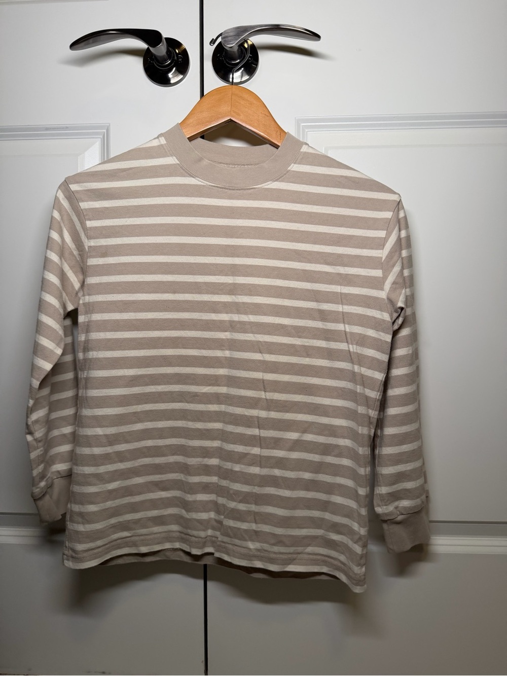 MUJI Striped Long-Sleeve Crewneck Shirt in Beige and White for kids